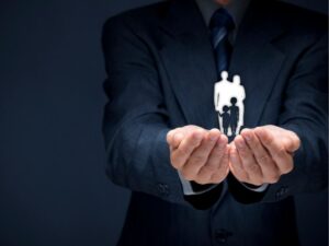 Universal Index Life Insurance Pros and Cons: A Comprehensive Guide